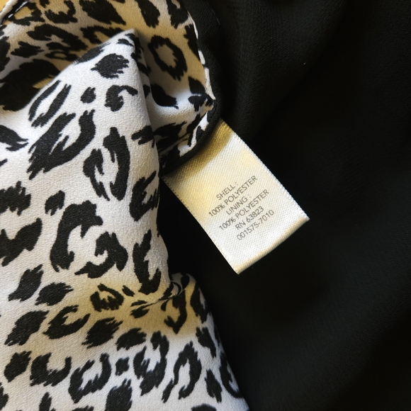 Christopher & Banks EUC Leopard Print Black and White Women's Top • Size L - Picture 10 of 11